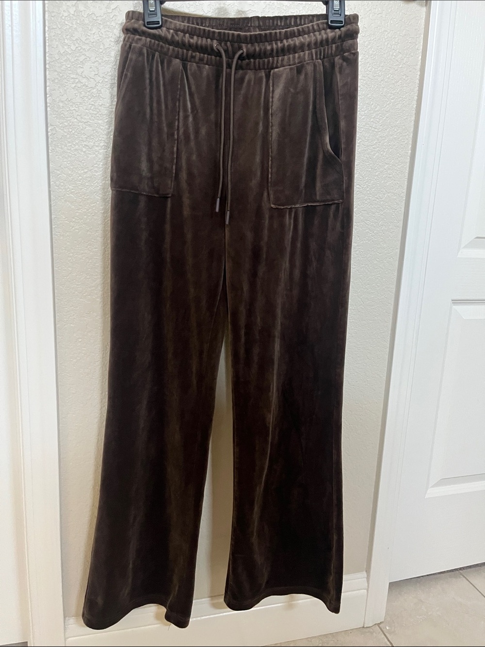 Women's Brown plush Velour Drawstring lounge pants Joggers Medium